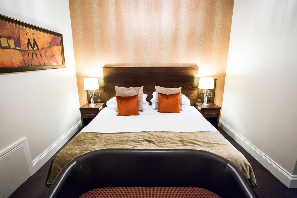 The Duke Of Edinburgh Hotel & Bar Barrow-in-Furness Exteriér fotografie