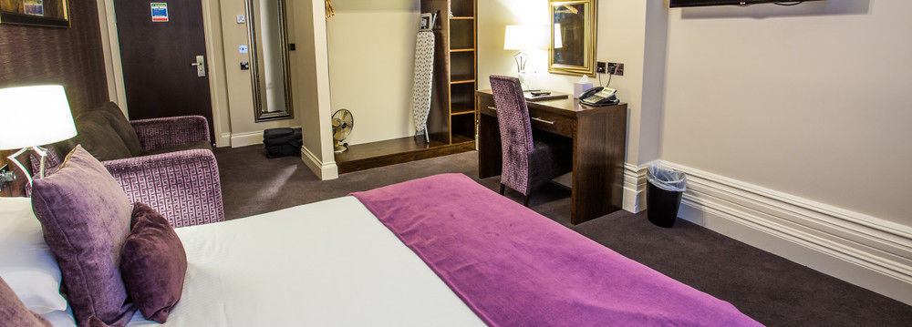 The Duke Of Edinburgh Hotel & Bar Barrow-in-Furness Exteriér fotografie