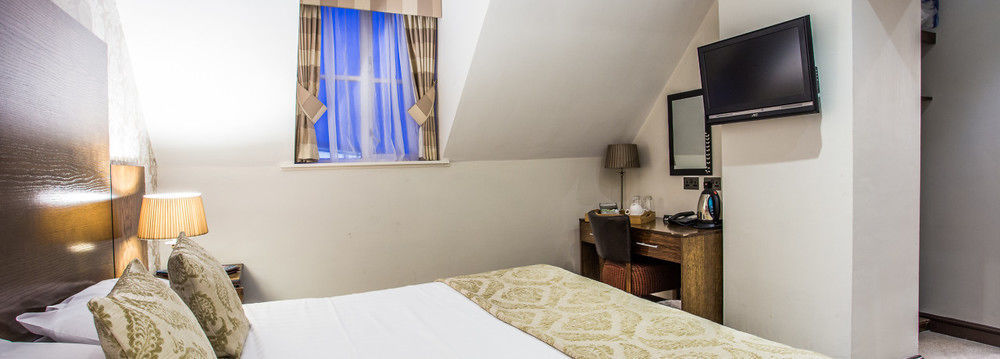 The Duke Of Edinburgh Hotel & Bar Barrow-in-Furness Exteriér fotografie
