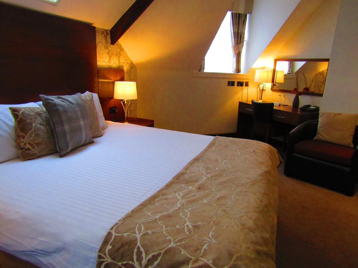 The Duke Of Edinburgh Hotel & Bar Barrow-in-Furness Exteriér fotografie